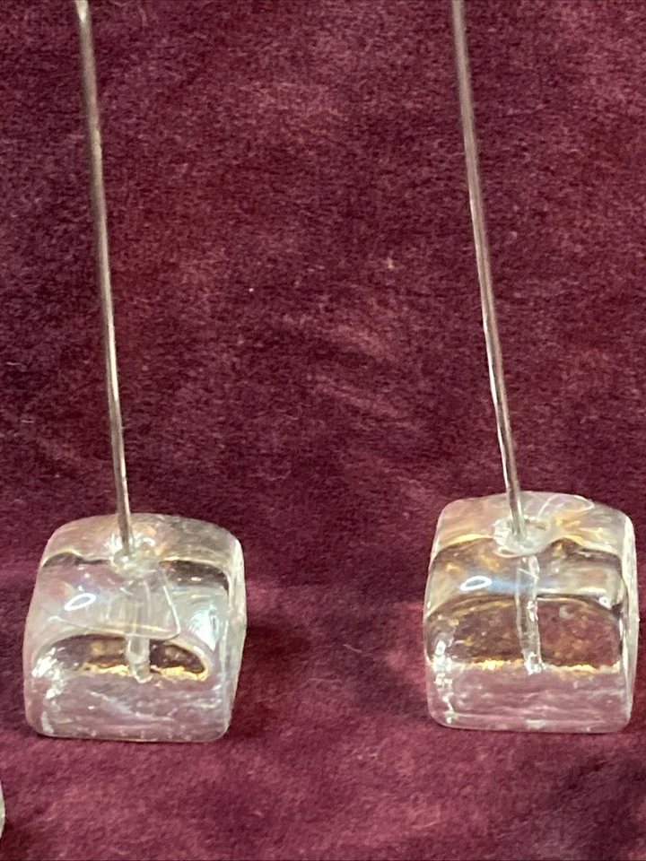 Lote de 6 soportes de exhibición de tarjetas de notas con base de vidrio metálico tono plata corazones, 4,5" de alto Foto 3 de 4