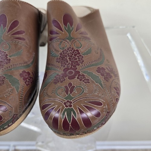 Dansko Womens Shoes EU 39 Brown Floral Leather Slip On Clogs Us 8.5/9 - Picture 2 of 17