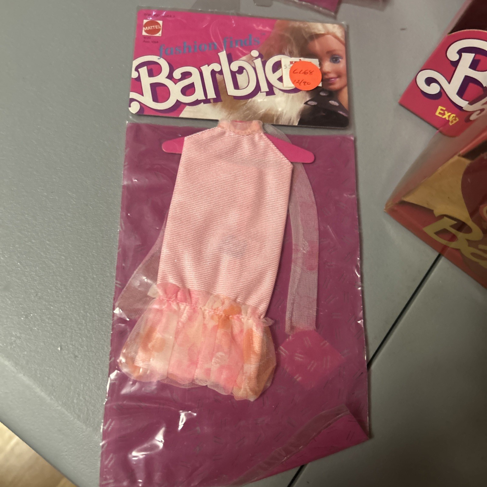NIP 1988 Mattel Barbie Fashion Finds 1039
