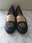 Liz Claiborne Women's Selma Black Flats Gold Medallion Size 8 — photo 1