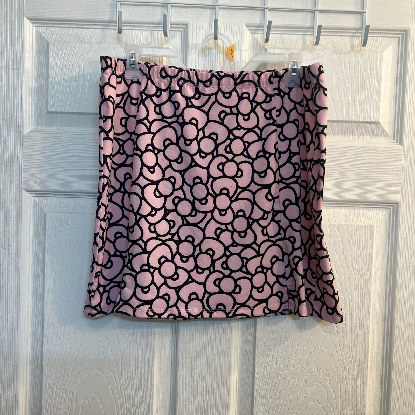 Hello Kitty Sanrio Pink All-Over Bow Pattern Mini Skirt Size XXL FUN Summer