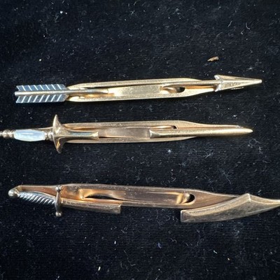 3 Vintage ''Swank'' Tie Clips Arrow Sword Dagger