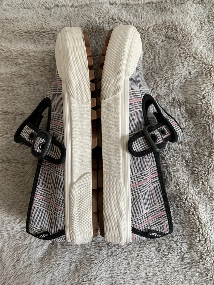  范斯风格 93 Mary Jane Buckle 黑色灰色格子运动鞋女式 8 学院风  — 第 4/4 张图片