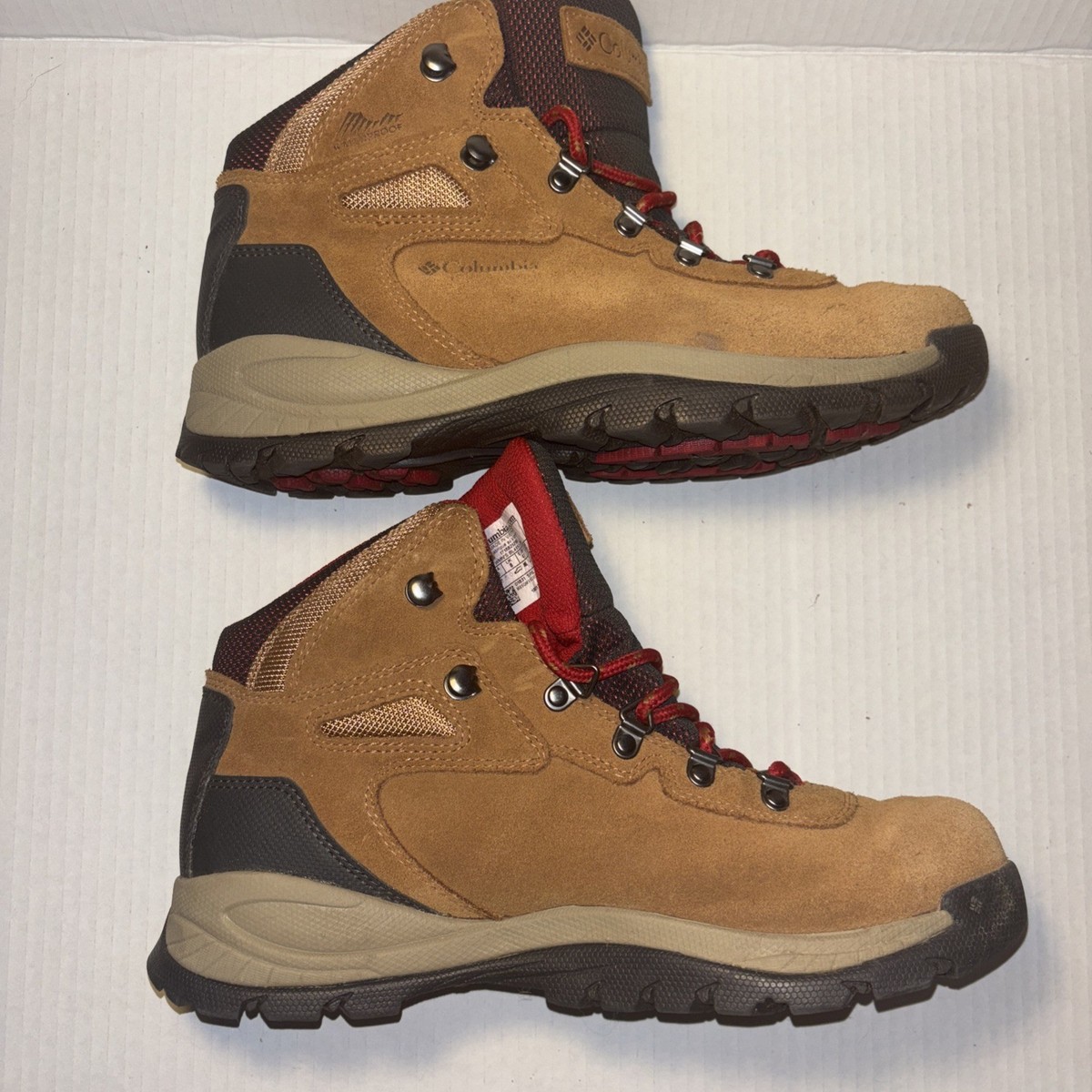 Columbia Boots Women Size 10 Newton Ridge Plus Waterproof Amped Hiking Outdoor View 4