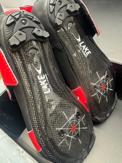 Zapato de fibra de carbono Lake TX223 - rojo/negro - talla 10 *nuevo - sin etiquetas Foto 2 de 4