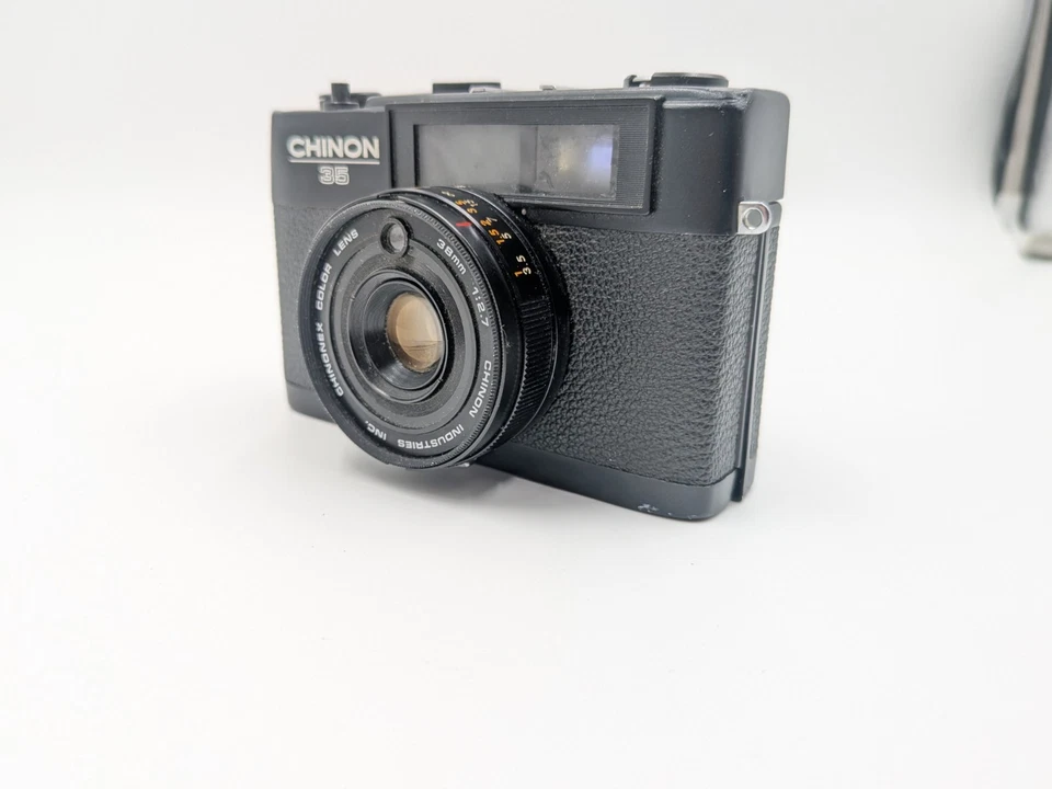 Compact 35mm télémétrique Chinon 35 - Photo 2/4