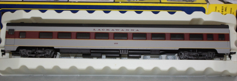 HO Scale AHM 1930 Coach 85' Lackawanna NOS