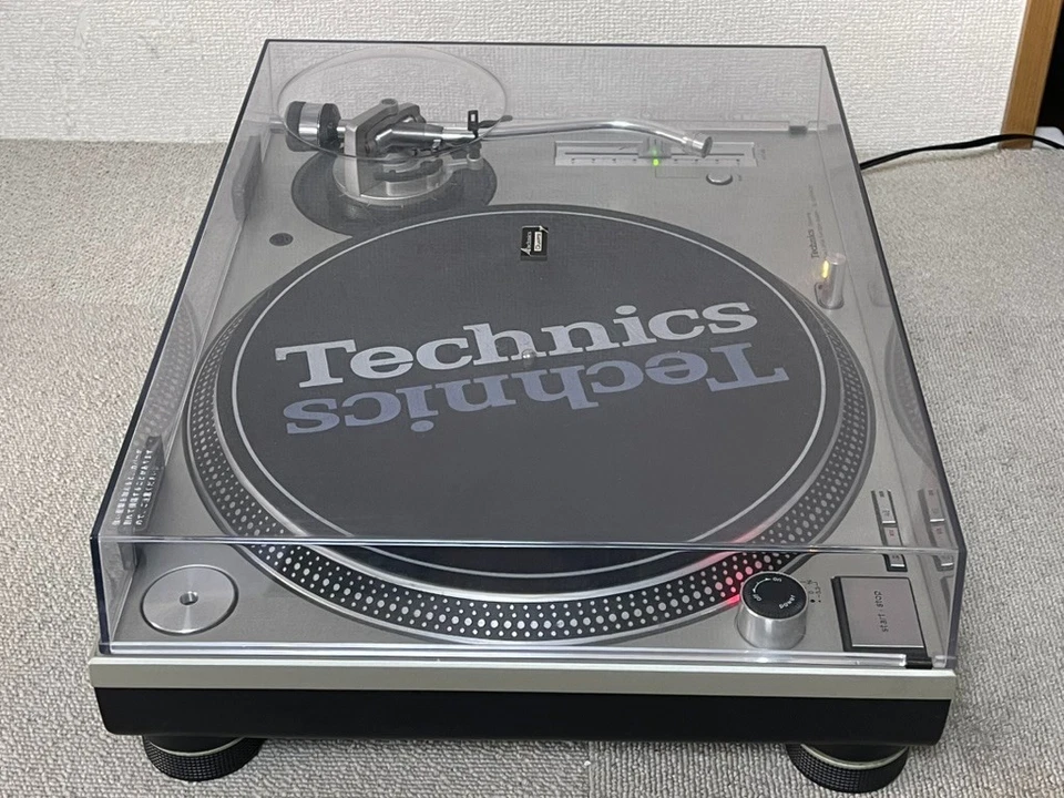 Technics SL-1200MK3D Plateado con Caja Original y Alfombrilla Deslizante Genuina Probada Funcionando Foto 3 de 4