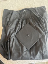 Black Graduation Gown Balfour Size 54: 5 9 -5 11