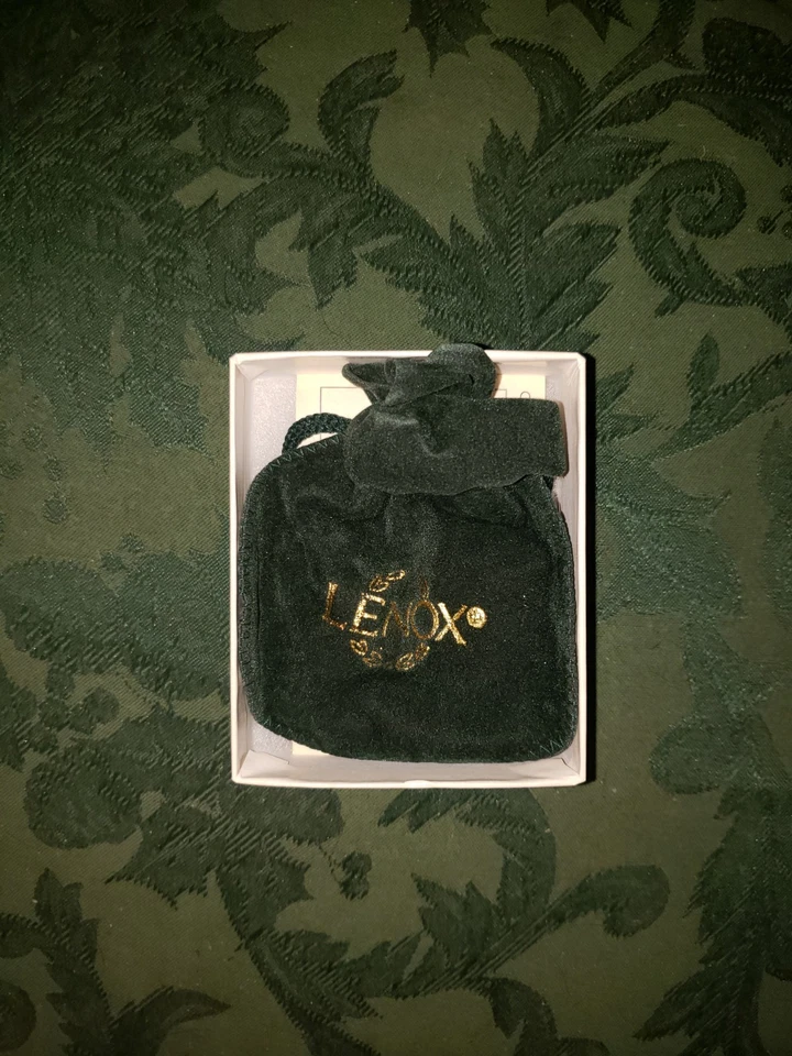 Gorham Crystal Heart Pendant Necklace with Bow Charm - Image 4 of 4