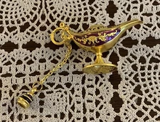 Aladdin Magic Genie Wishing Lamp Zinc Alloy Gold Tone 3 Inch Ornament Car Decor