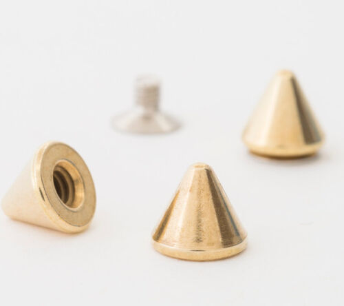 100 pièces cône pointe 7 mm de haut couleur dorée base en laiton vis pour chaussures, sac à main - Photo 1/4