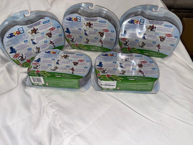 Rio 2 Figures Jakks Pacific Carnival Party 8 pack New lot of 5 | eBay