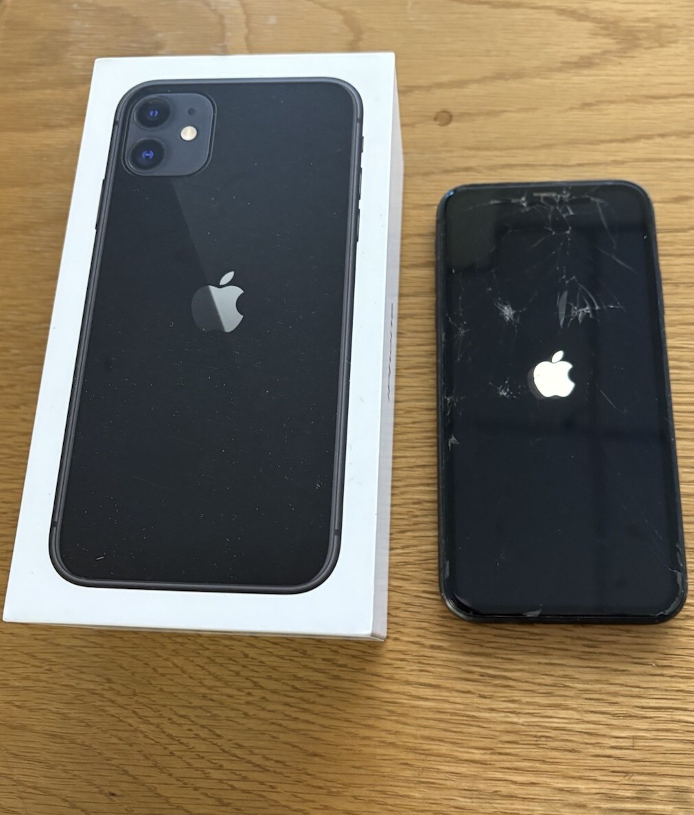 iPhone11 64GB アクセサリー付属品付 iPhone11 64GB 箱のみ アイフォン ブラック レッド - メルカリ