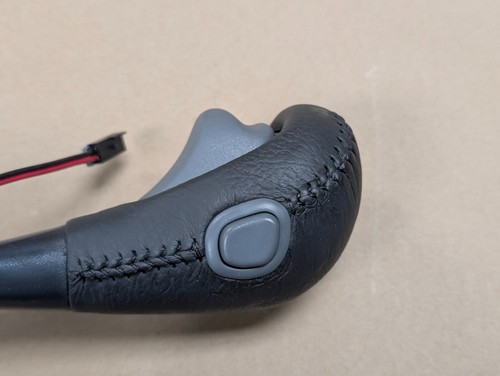 1997-2003 PONTIAC GRAND PRIX GTP Shifter Gear Shift Selector Lever Knob w/SWITCH - Picture 2 of 5