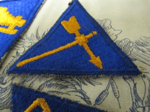 Complete Set of Vtg. WWII US Army Air Force Specialty Cuff Triangles FE Patches - Picture 3 of 7