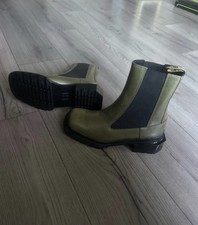Image of Dr Martens Maypole Chelsea Boots