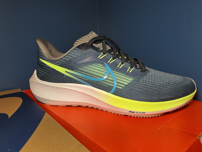 Nike ID Custom Air Zoom Pegasus 39 - Size 10 - AMPUTEE RIGHT ONLY