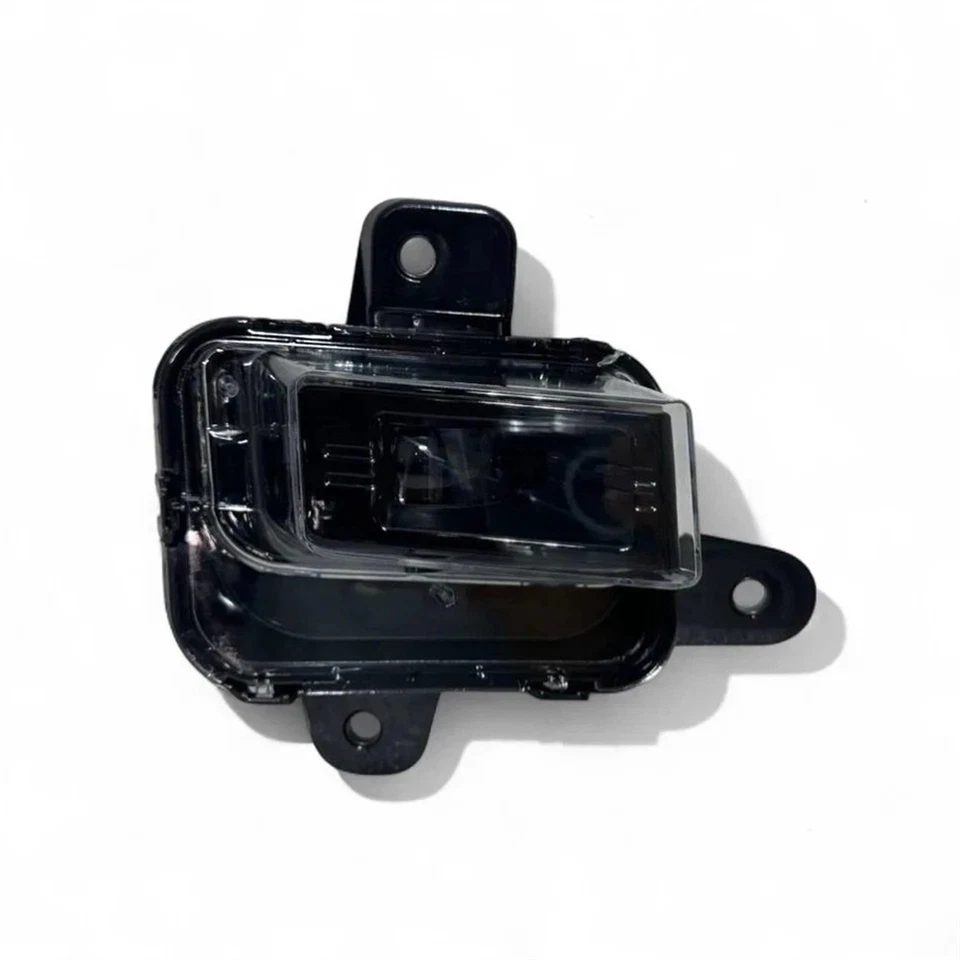 84550845, GM84550845 Left Front Bumper Fog Light LED For 2022-25 GMC Sierra 1500 - Image 4 of 4