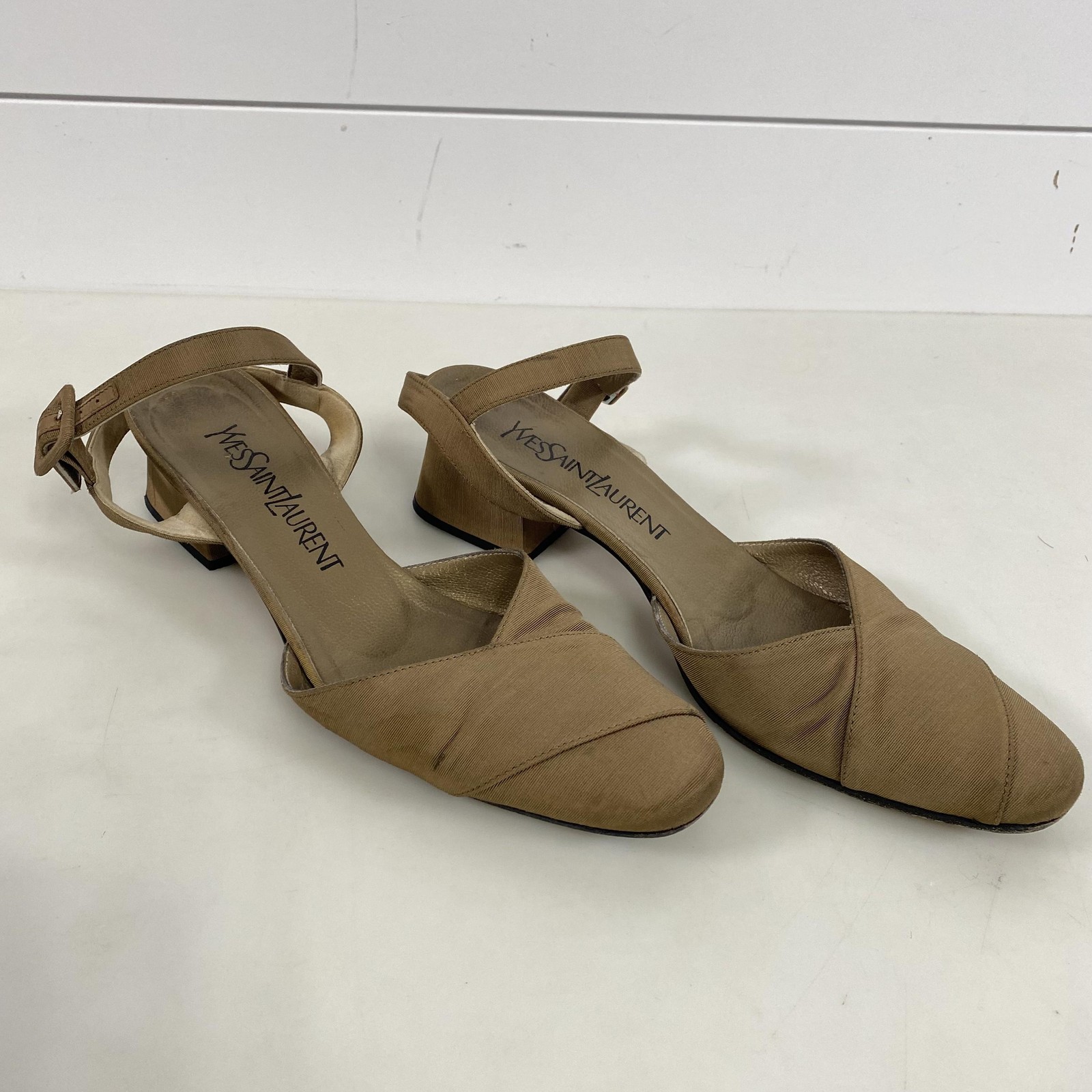 Scarpe Yves Saint Laurent donna taglia 8N sandalo tacco basso Italia eleganti slingback