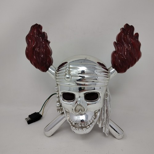 Disney Pirates Of The Caribbean Break Light Trailer Hitch Cover Skull Cross Rare