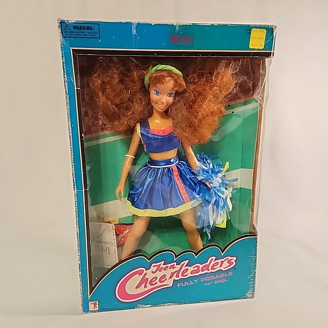 NEW! RARE VINTAGE 1993 TEEN CHEERLEADER Nicki DOLL! 14" Damaged on Box