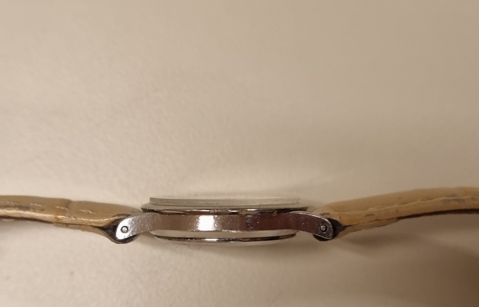 Seiko 1400-0340 Quartz Watch White Arabic Dial Beige Leather Strap ...