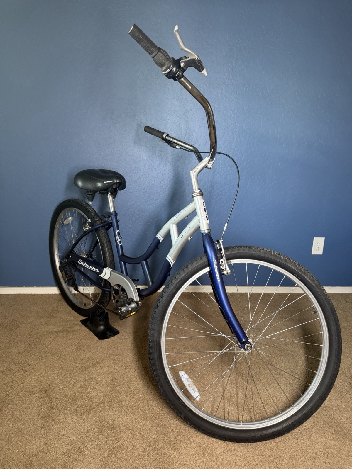 Schwinn Jaguar Cruiser Bike 26" Blue/Silver Derailleur Gears Reflectors Guard