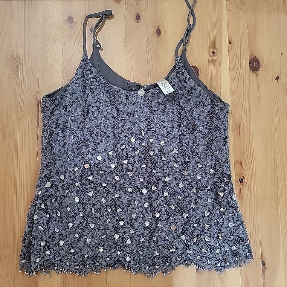 Camiseta sin mangas para mujer BKE Boutique talla mediana pedrería Y2K años 2000 brillante Foto 4 de 4