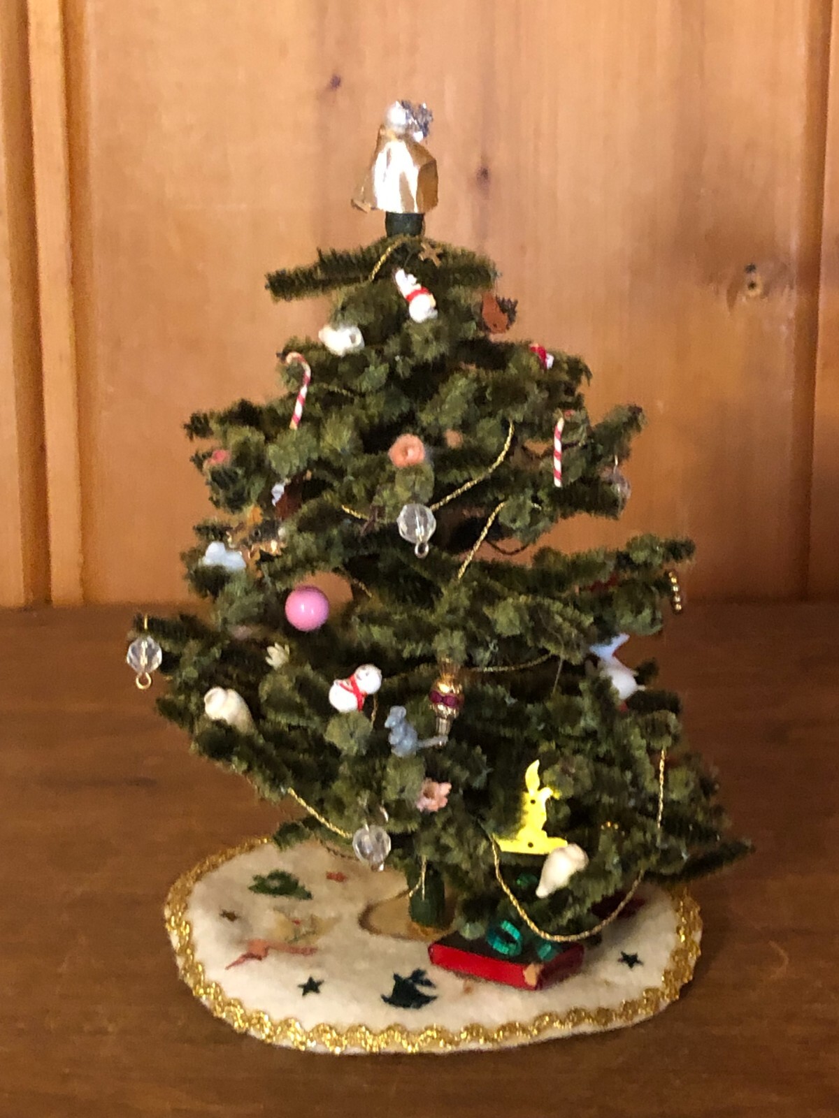 VINTAGE DOLLHOUSE MINIATURE CHRISTMAS TREE WITH ORNAMENTS 6 1/2" TALL