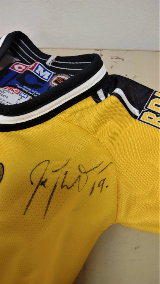 Camiseta deportiva CCM Boston Bruins Pooh Bear talla pequeña Joe Thornton #19 autógrafo Foto 4 de 4