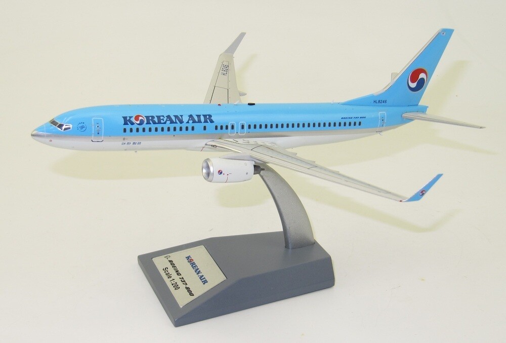 AIR DO Boeing 737-700 1/200モデル Amazon.co.jp: 1/200 AIR DO エアドゥ ボーイング 737-700 国際