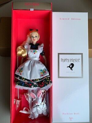 Integrity Toys So Curious Poppy Parker from the 2022 Integrity Toys So Curious Poppy Parker from the 2022