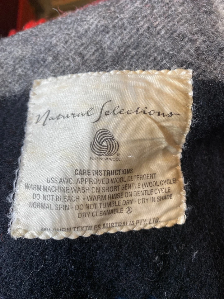 Vintage Pure Wool Natural Selections Australia Fringed Lap Rug Small Picnic Rug - image 3 of 4