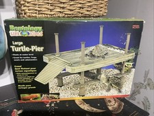 Reptology Aquatic Turtle Pier and Basking Platform  Floating above Tank  Decor