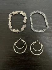Set of 3 - earrings & Bracelets