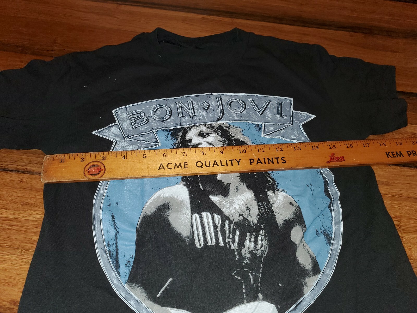 Vintage 1989 Bon Jovi Rocks The Earth Tour T Shirt ne… - Gem Vintage 1989 Bon Jovi Rocks The Earth Tour T Shirt ne… - Gem