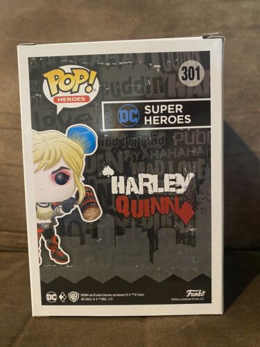 Figura de vinilo Funko DC Super Heroes GameStop 301 2019 exclusiva Harley Quinn en caja original - Imagen 5 de 8
