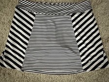 NIKE Golf Womens Size M Black/White Striped Golf Skort, Attached Shorts, Stretch