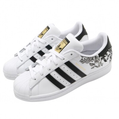 Womens Adidas Superstar Trainers FX3600 White/Black Size UK