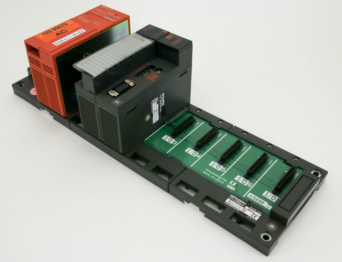 11353 MITSUBISHI MELSEC PLC W/ A1S61P, A1SD61 & A1SJ71C24-R2