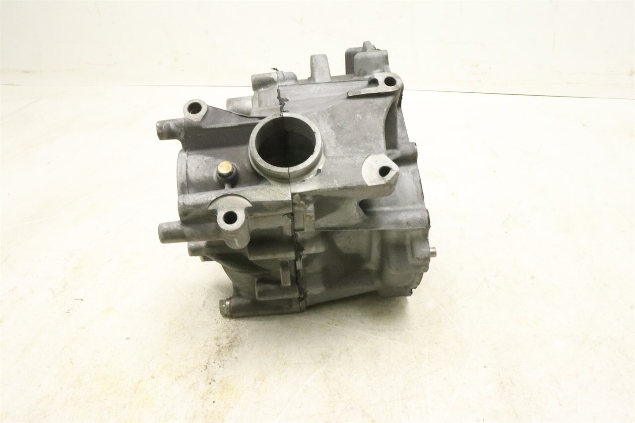 Can-Am Maverick 1000 XDS DPS 15 GEAR BOX CASES 420686392 420684823  