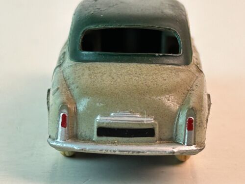 Dinky No. 24U, Simca 9 Aronde Sedan with Original Box - Picture 16 of 20