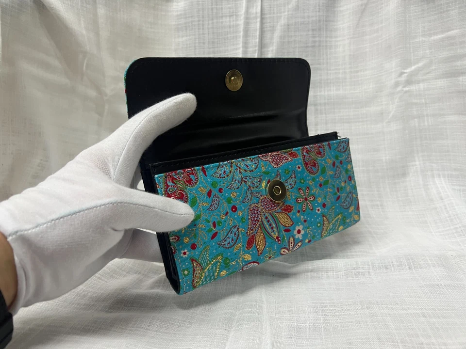 Cartera Boho Floral Bliss - Bolso de mano vibrante y auténtico para mujer Foto 2 de 4