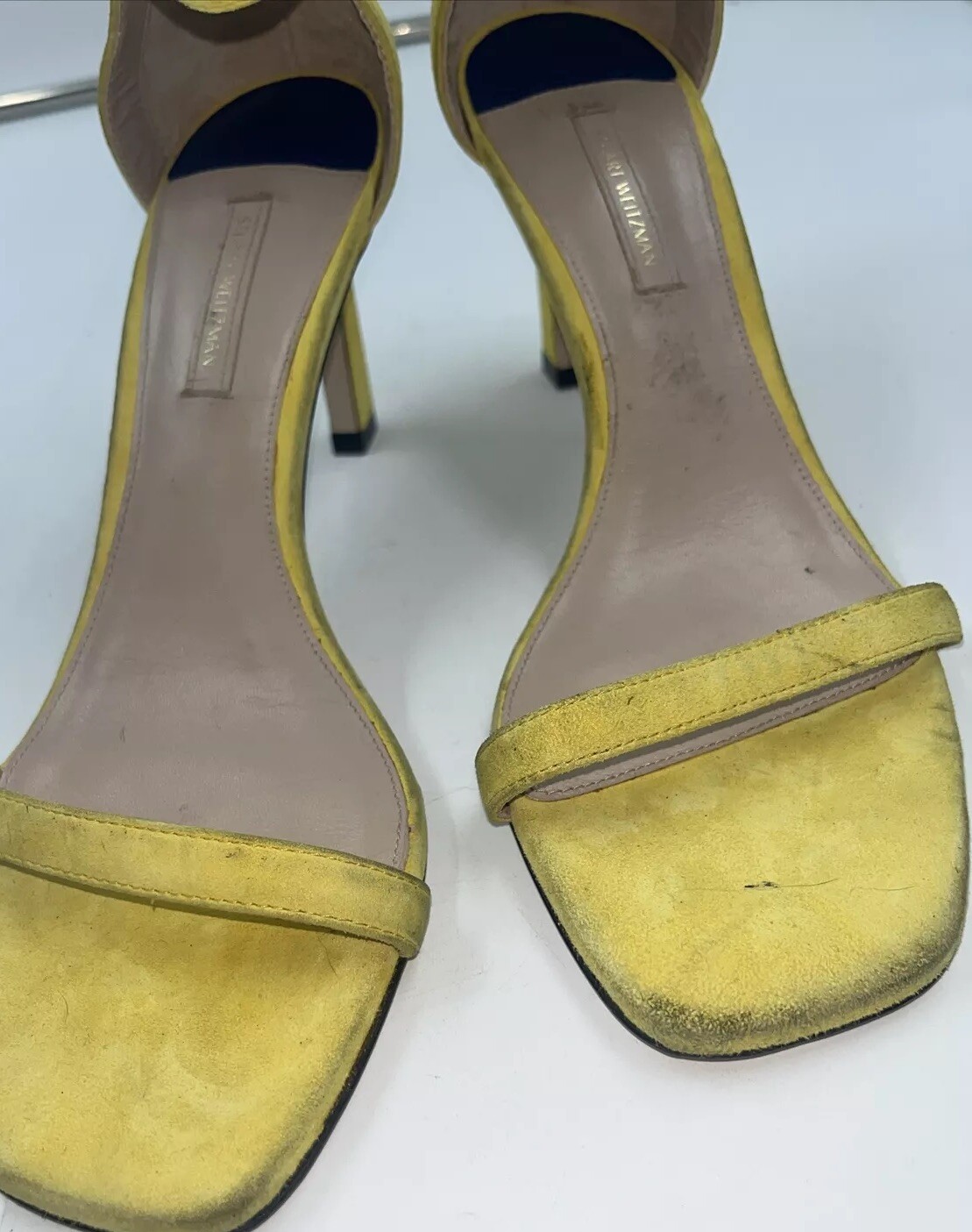 Stuart Weitzman Yellow Suede Sandale Heels Size 9.5 M PLS READ