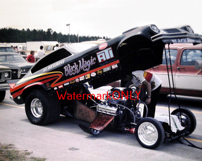 ''Black Magic'' ''Al Segrini'' 1974 Chevy Vega NITRO Funny Car PHOTO! #(11b)