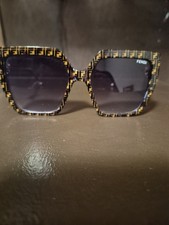Fendi Women  s Cat Eye Sunglasses Gold Metal Frame Gray Gradient Logo 141mm