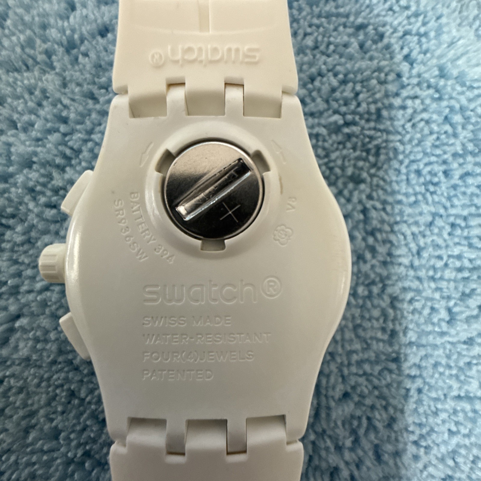 SWATCH CHRONO PLASTIC " BASIC WHITE "   Very CLEAN - image 12