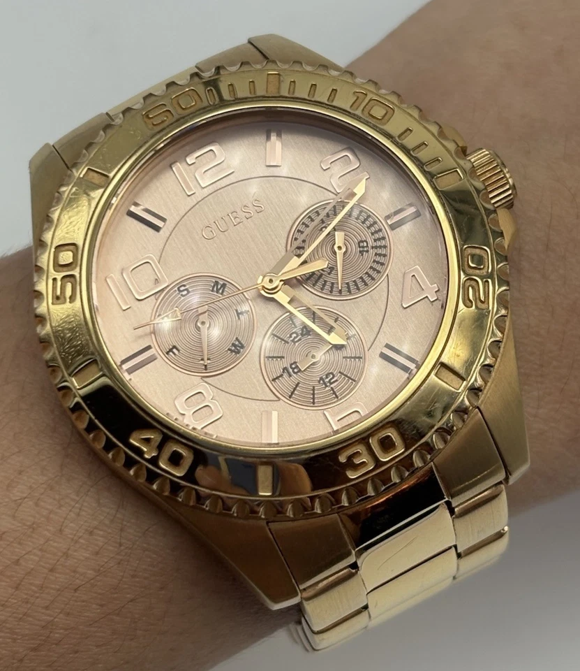 Women's GUESS Wrist Watch — Reloj de Mujer Marca GUESS - Image 2 of 4