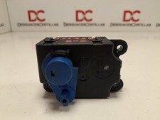 09180202 MOTEUR DE CHAUFFAGE / 1 CONECTOR // 6 PINES / BUHLER / 131935 POUR SAAB